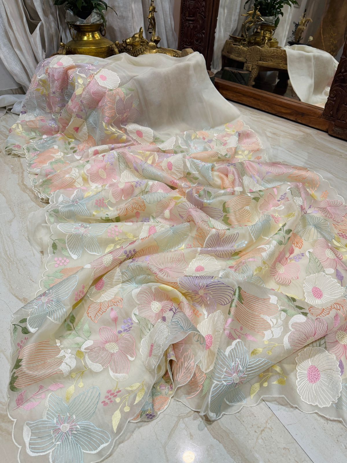 Pure Organza Silk Saree With Intricate Appliqué Work