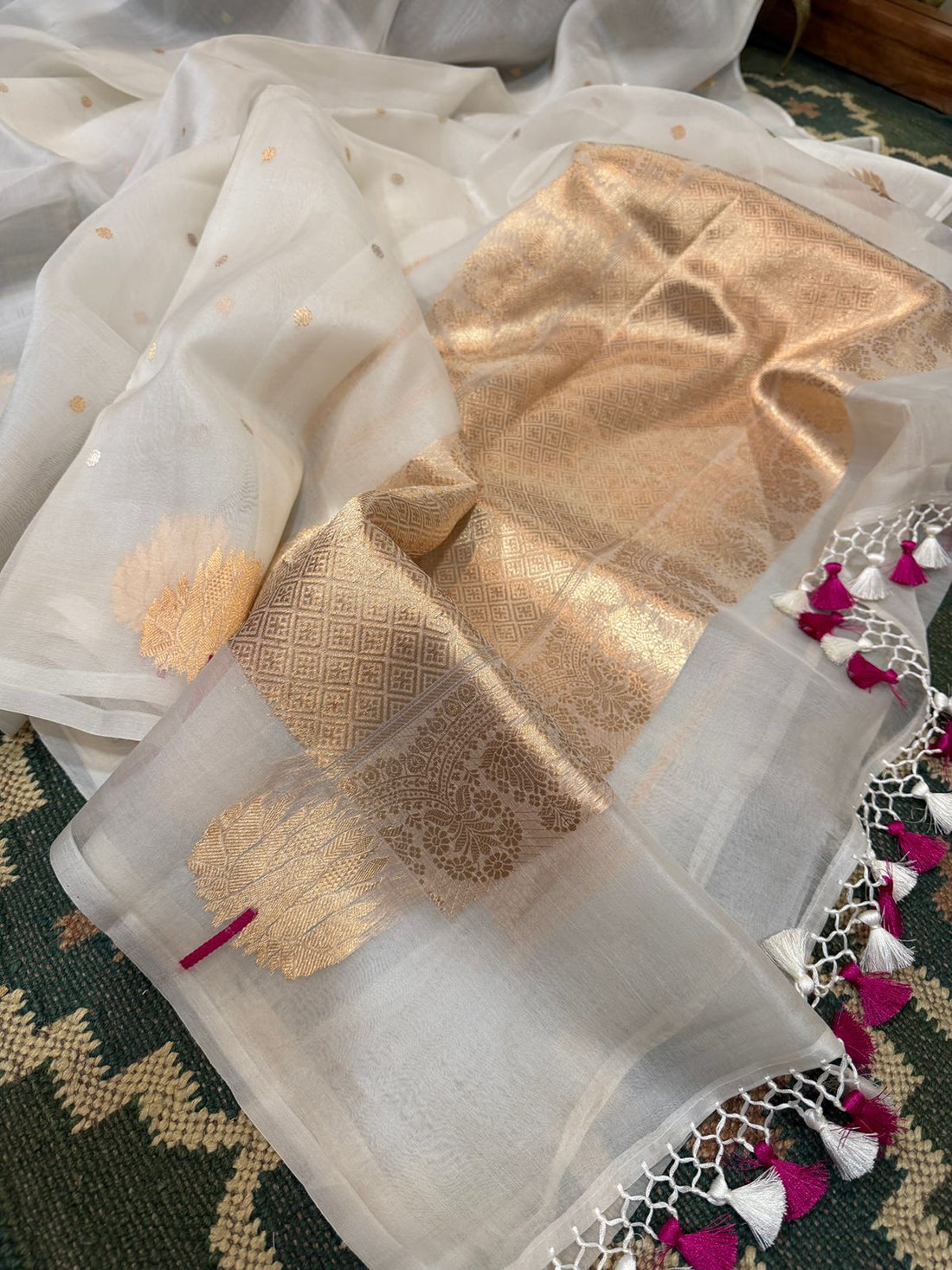 Pure Handloom Kora Banarasi Saree