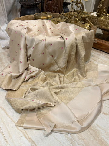 Mysore Crepe Silk Munia Butta Weave Saree