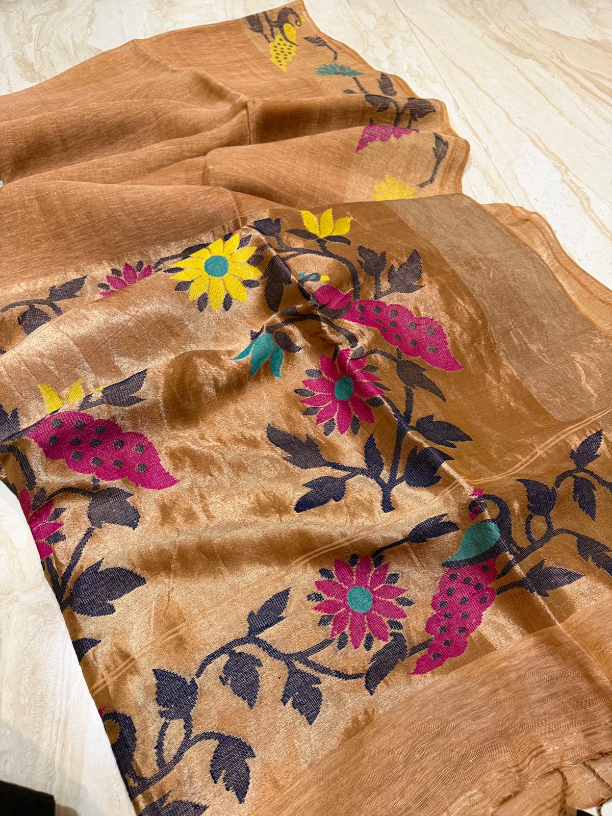Pure Linen Silk Tissue Border and Pallu Saree With Jamdani Paithani Weave