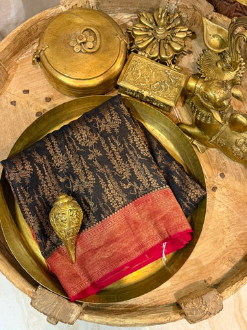 Mysore Brocade Crepe Silk Saree with Antique Zari Weave – Chap Dye