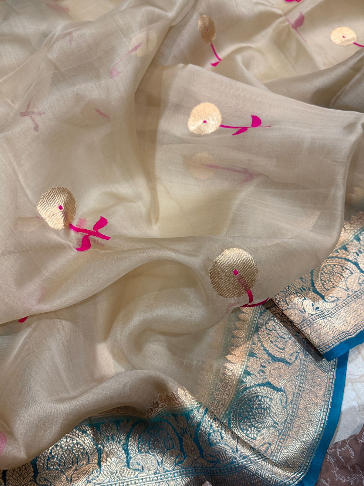 Pure Handloom Kora Banarasi Saree