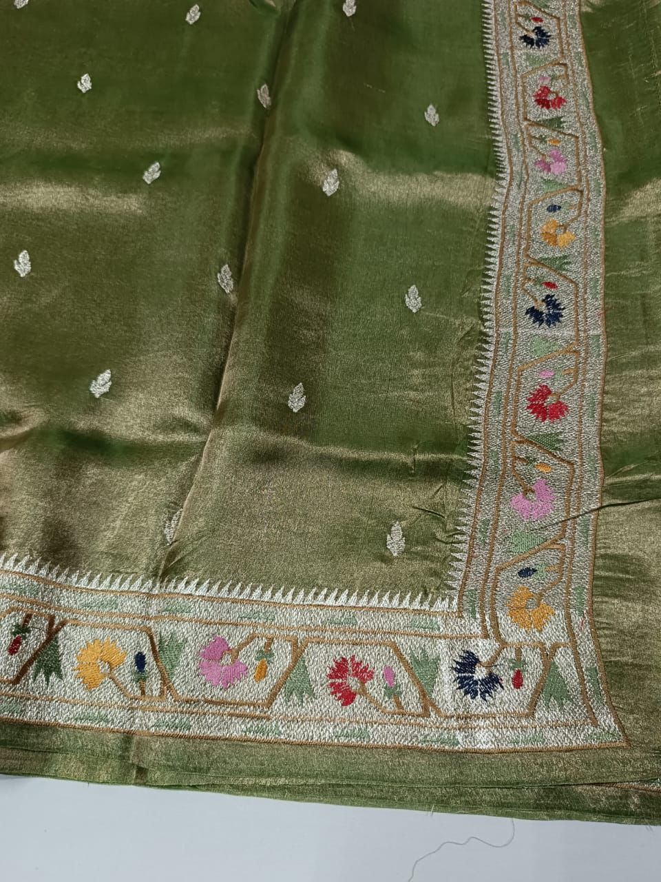 Banarasi Soft Tissue Paithani Border Saree