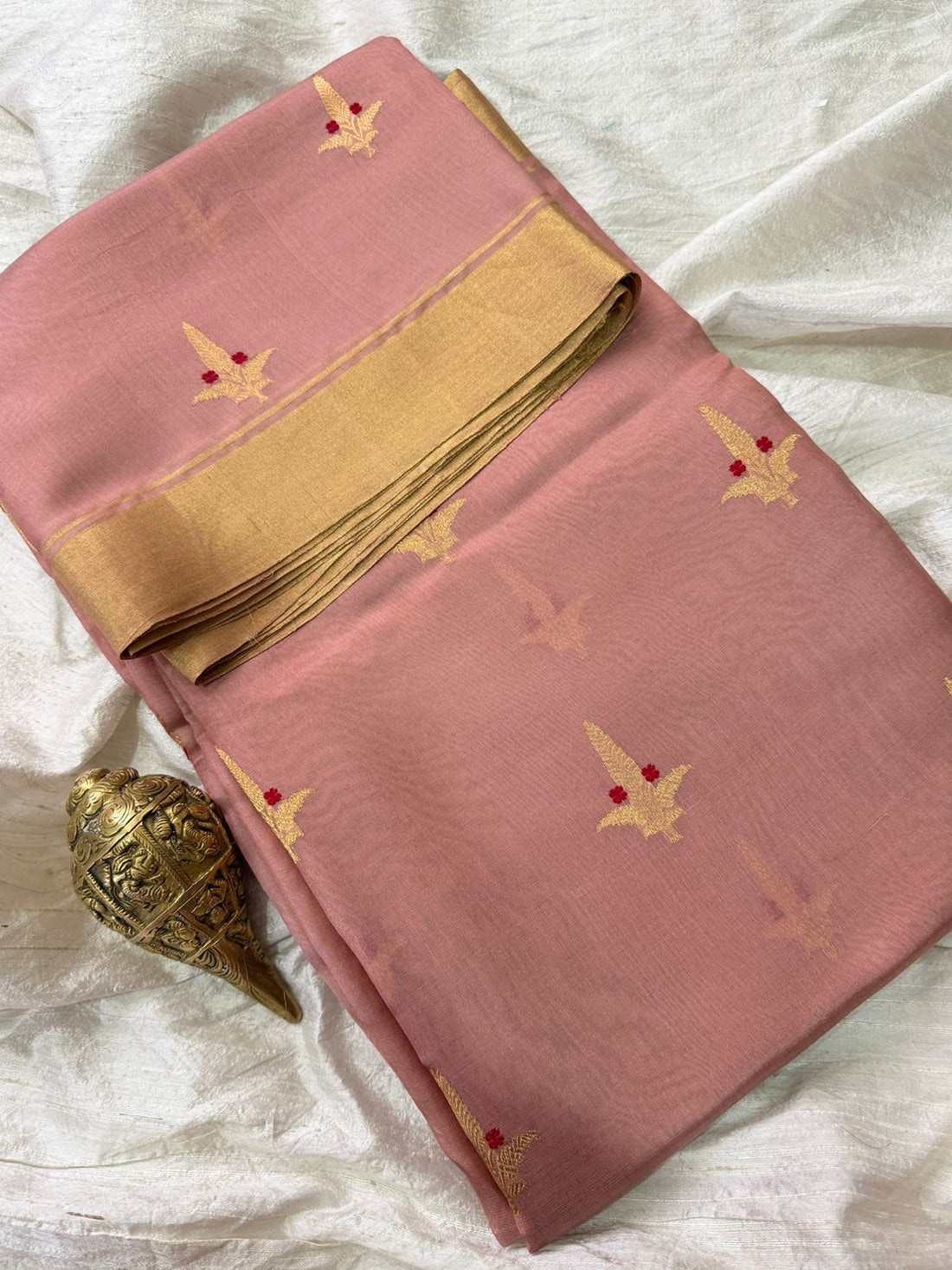 Pure Handloom Chanderi Pattu Soft Silk Saree with Meenakari Butta