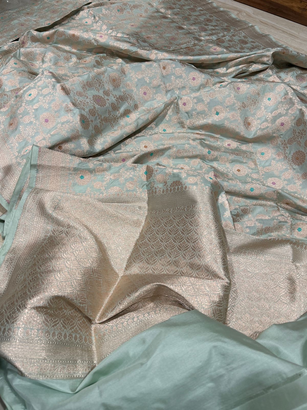 Pure Handloom Katan Banarasi Meenakari Weave