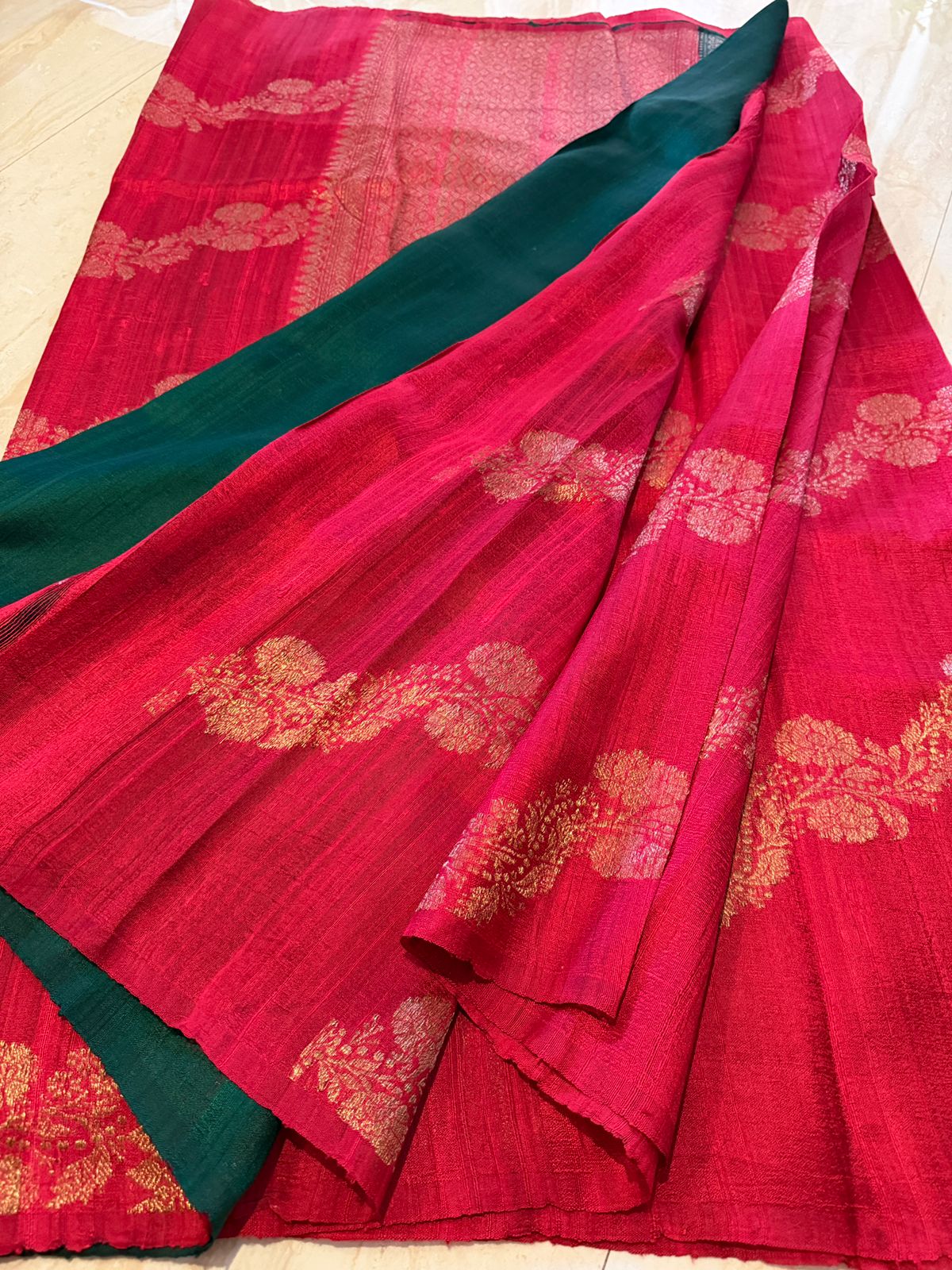 Pure Handloom Raw Silk Leheriya Weave Banarasi Saree