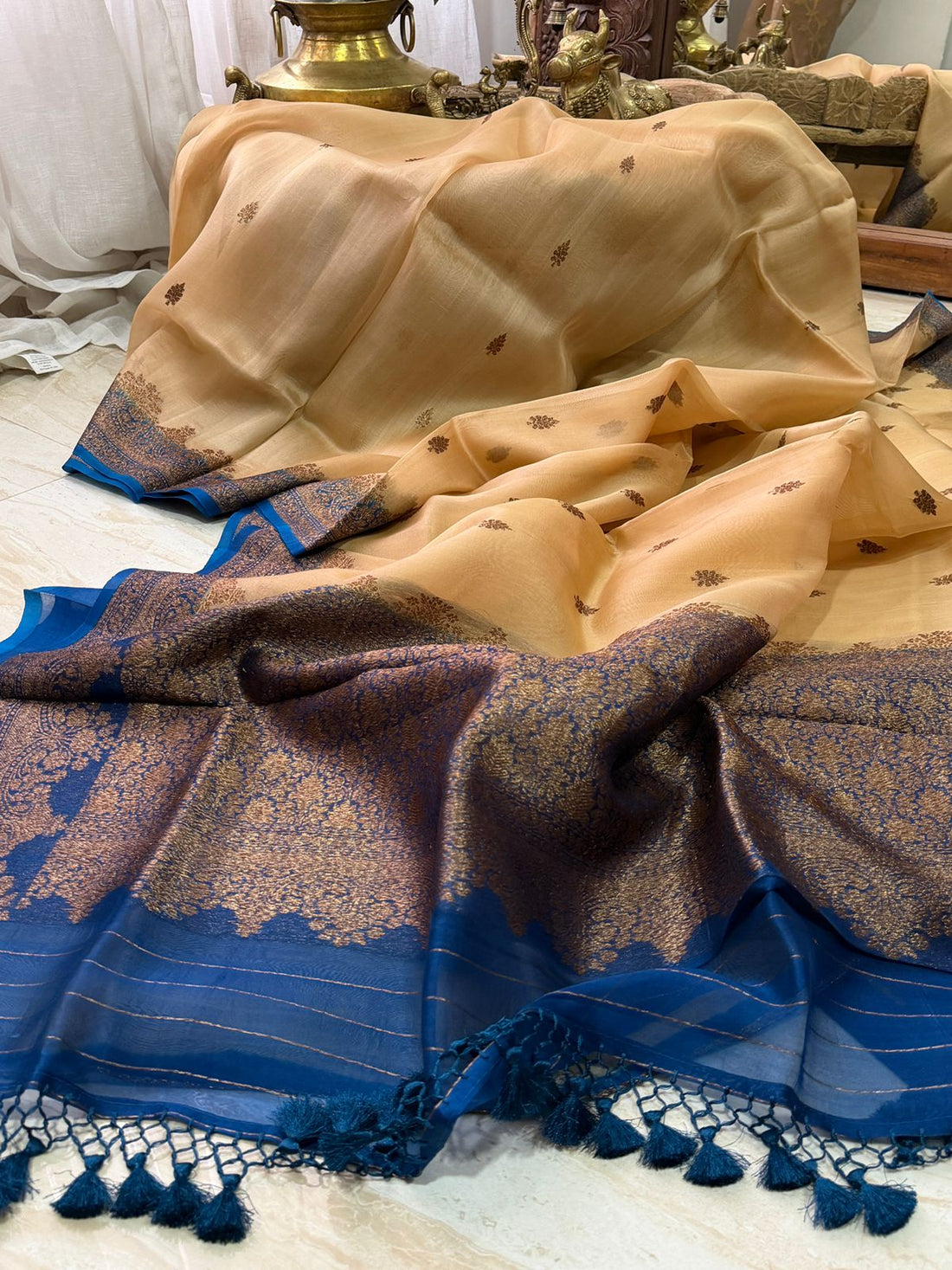 Pure Handloom Kora Banarasi Saree