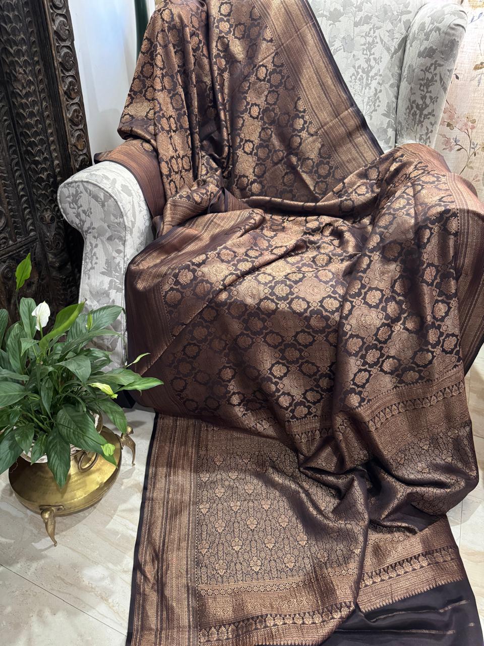 Pure Mysore Brocade Crepe Silk Saree With Antiq Zari Weave