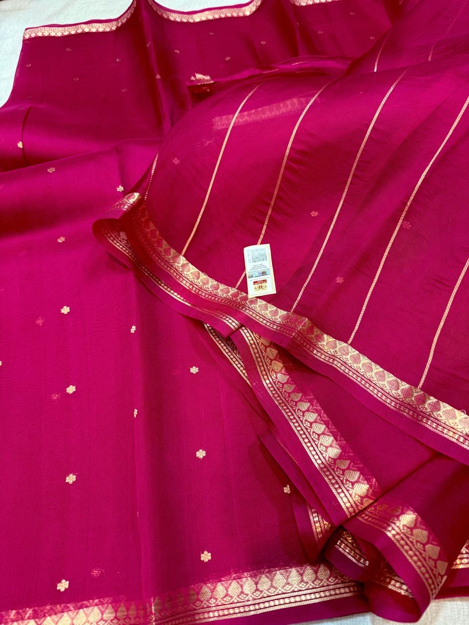 Pure Handloom Kora Banarasi With Zari Weave