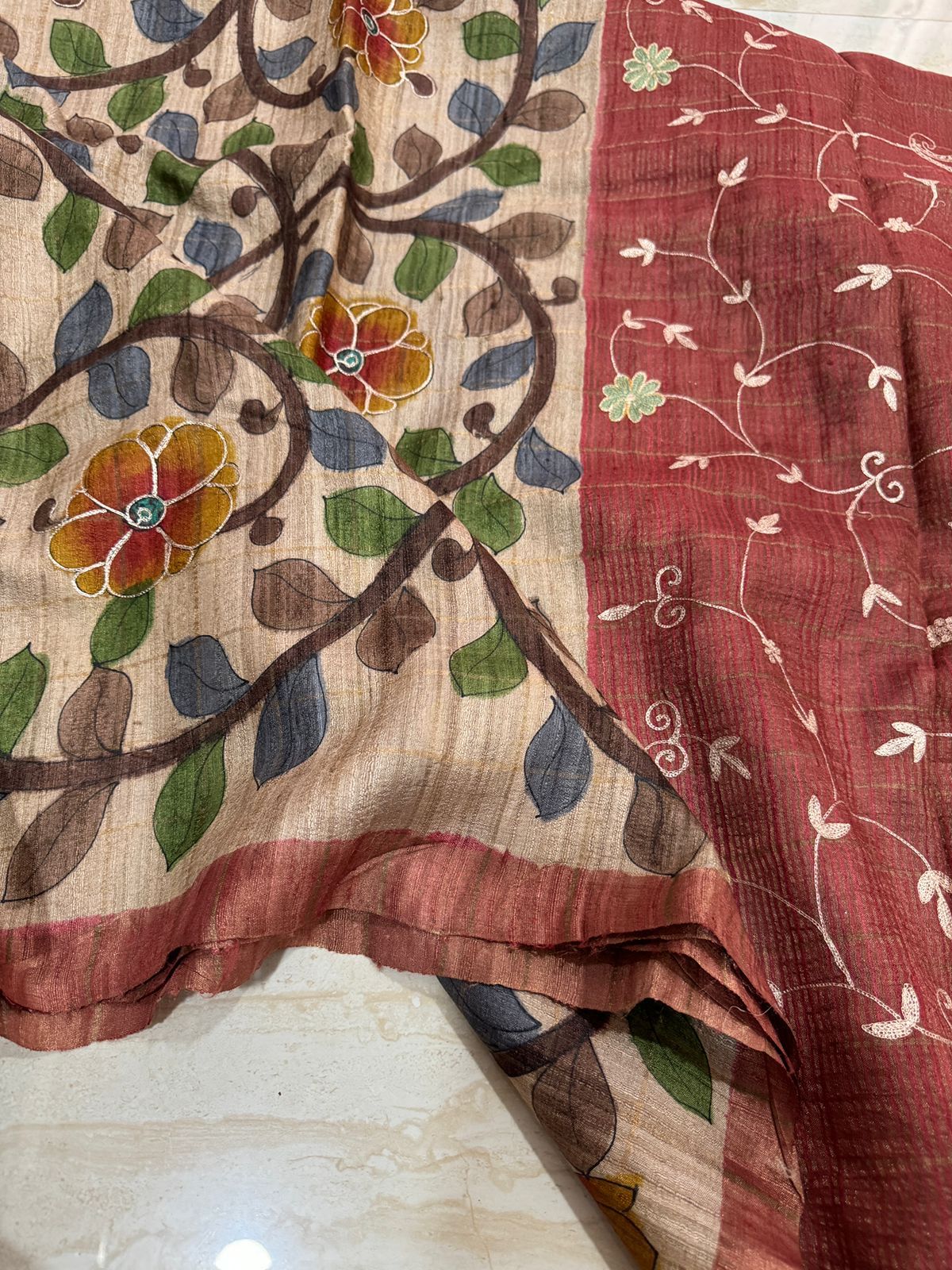 Pure Ghachi Tussar Silk Saree with Handbrush Kalamkari & Aari Work