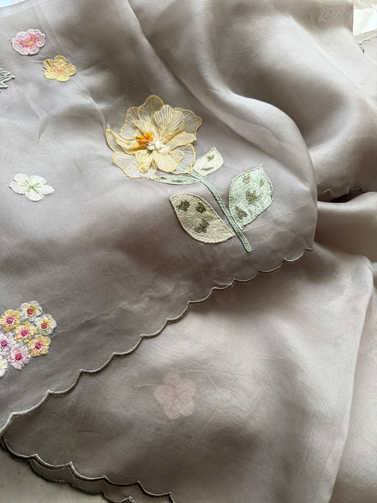 Organza Silk Saree With Appliqué Work With Embroidery
