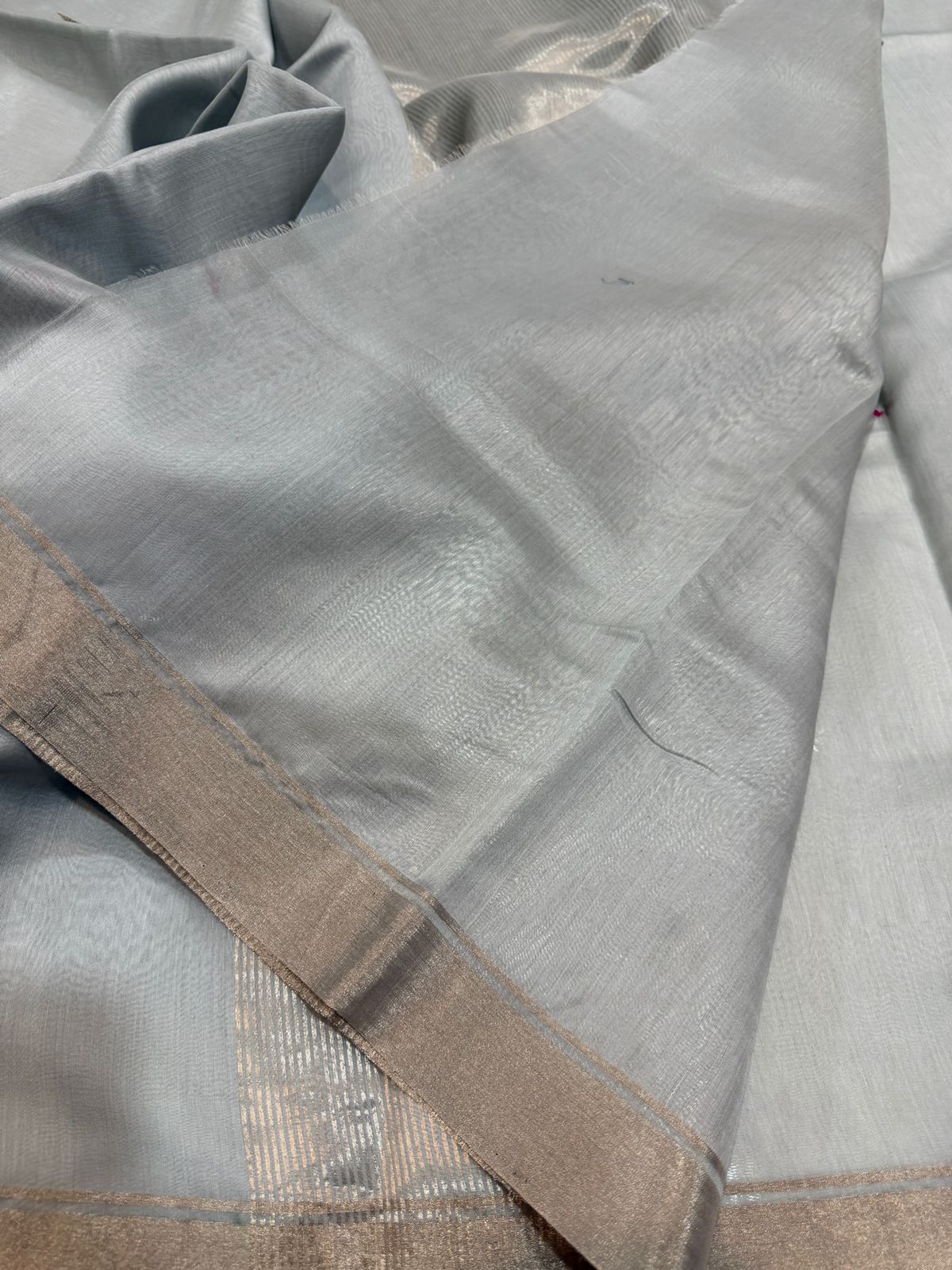 Chanderi Silk Cotton Handloom Saree with Zari Border & Meenakari Buta