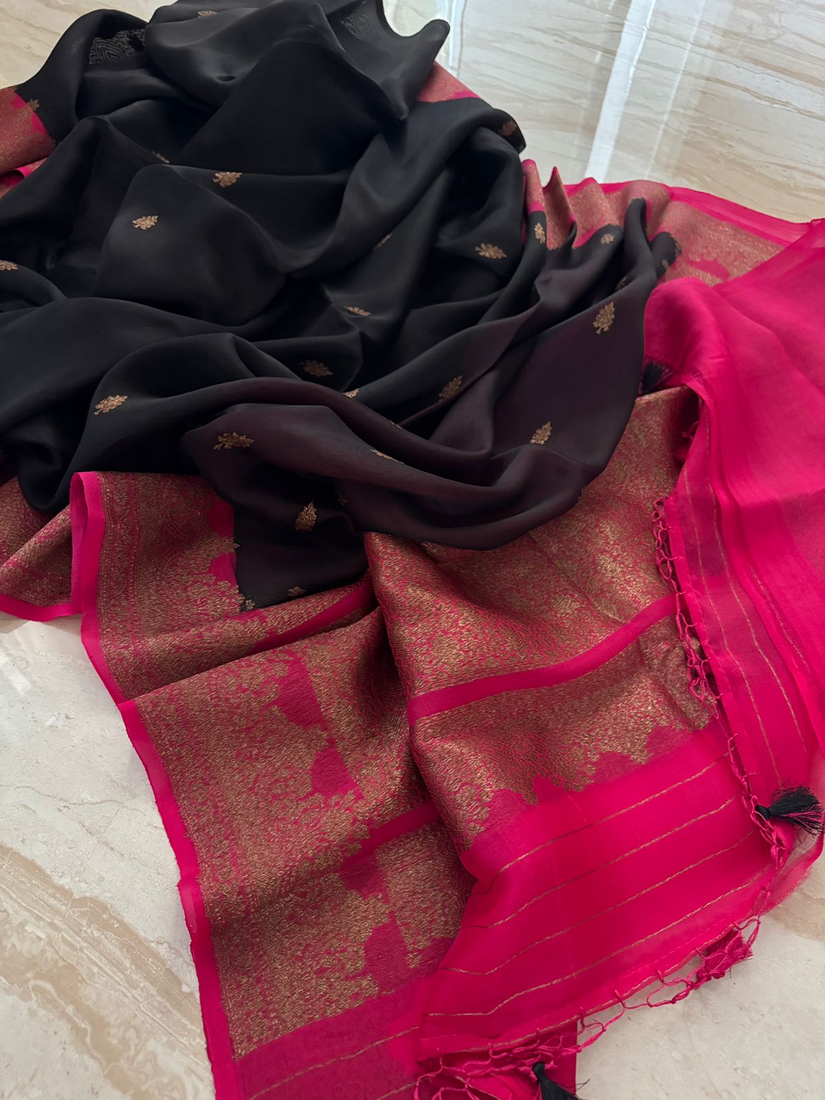 Pure Handloom Kora Banarasi Saree
