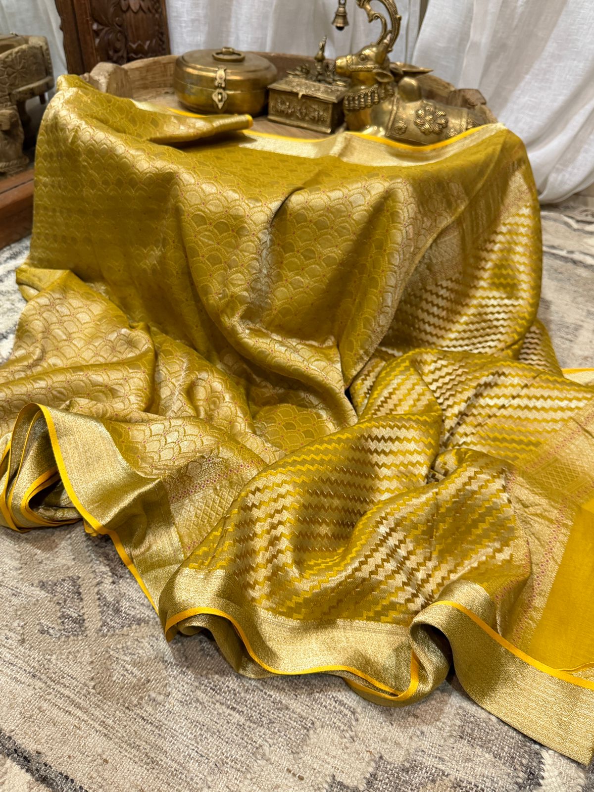 Pure Mysore Brocade Crepe Silk Saree With Meenakari Weave