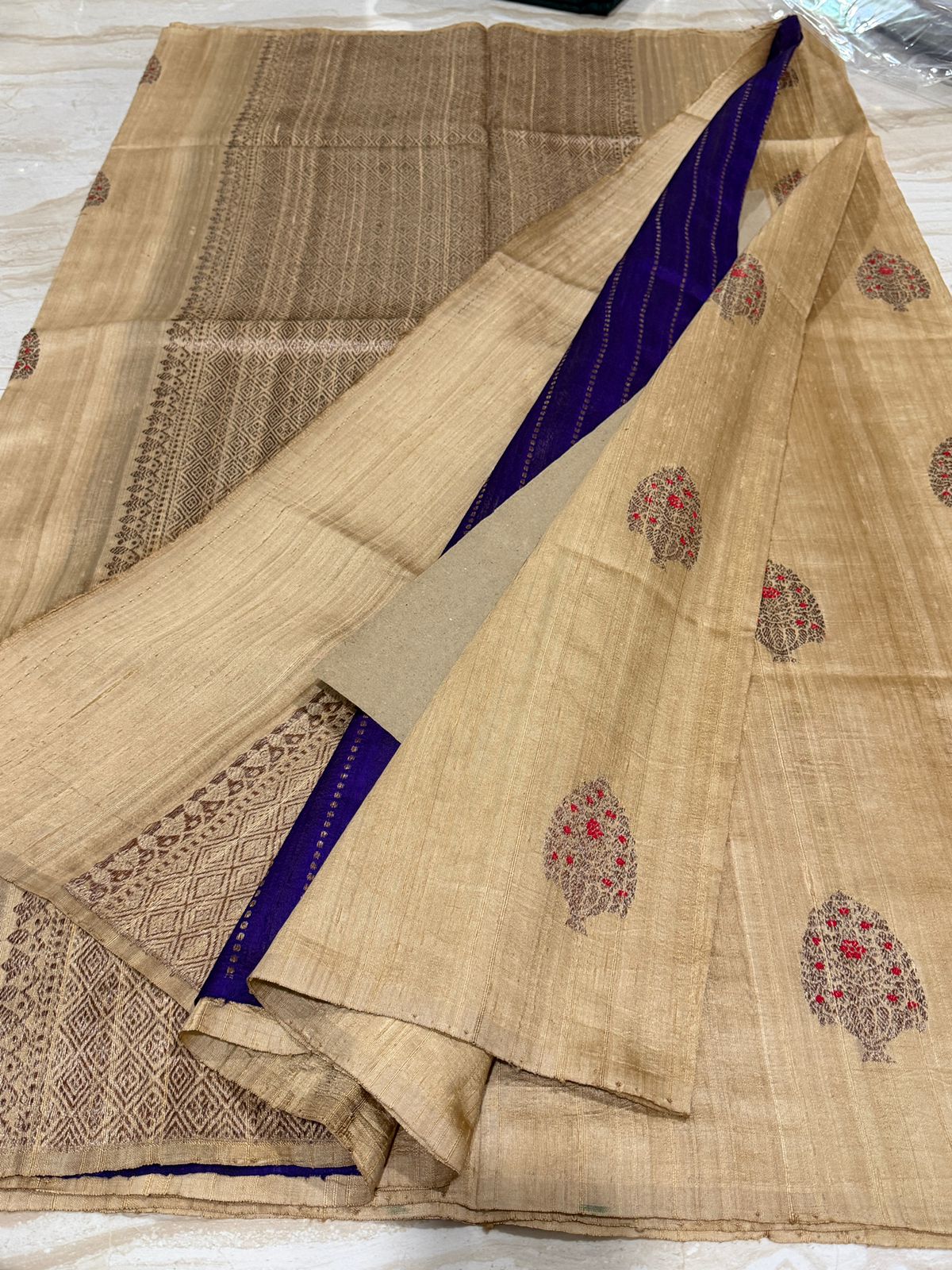 Pure Handloom Tussar Raw Silk Banarasi Saree With Meenakari