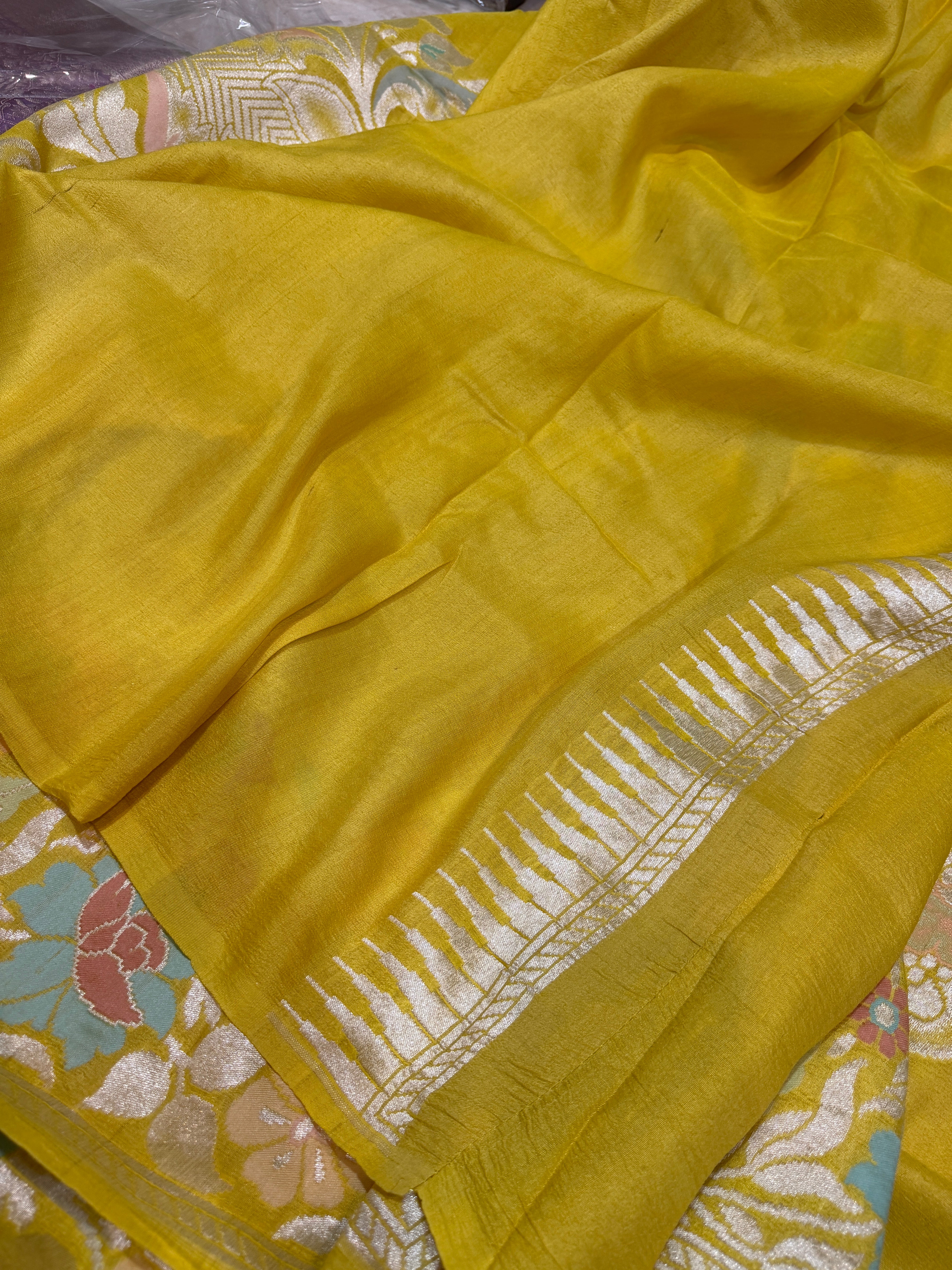 Tussar Georgette Handloom Banarasi Saree -with Tilfi Meenakari