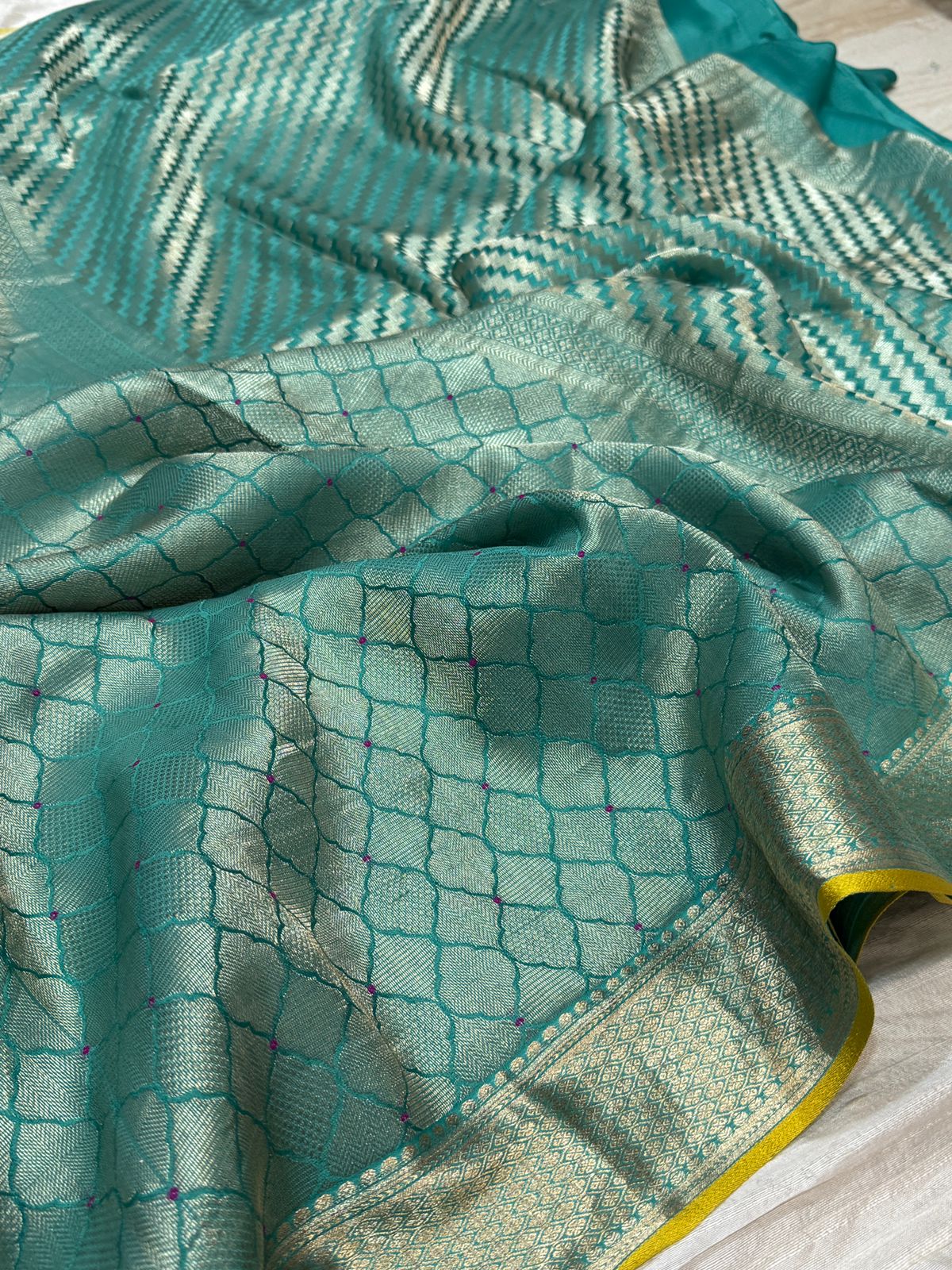 Pure Mysore Brocade Crepe Silk Saree With Antiq Zari Weave