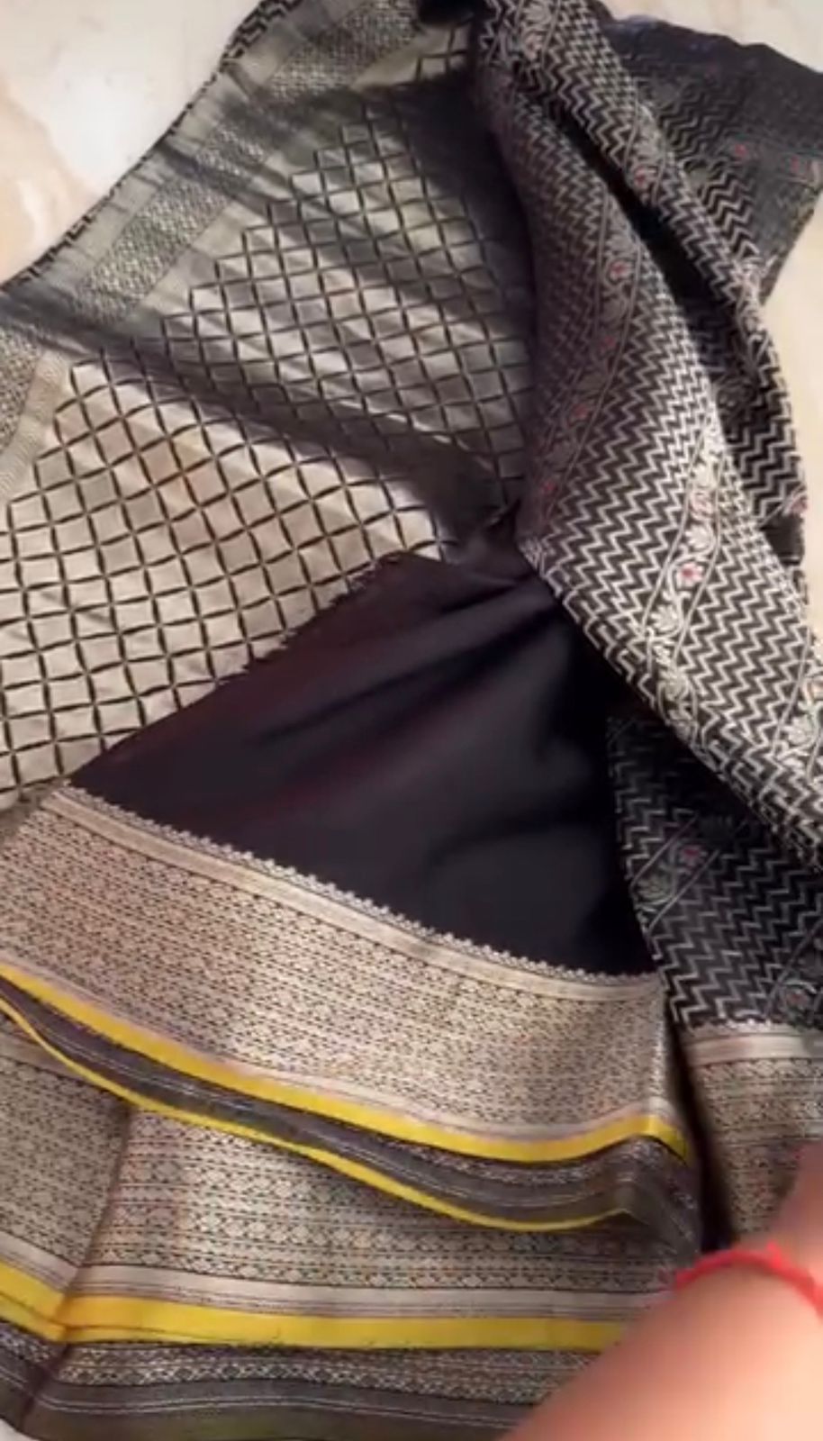 Pure Mysore Brocade Crepe Silk Saree With Meenakari Weave