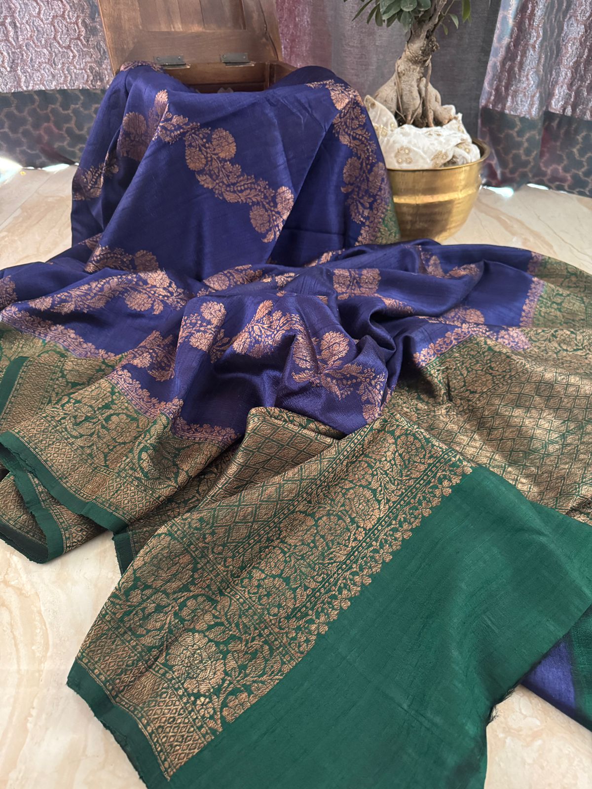 Pure Handloom Raw Silk Leheriya Weave Banarasi Saree