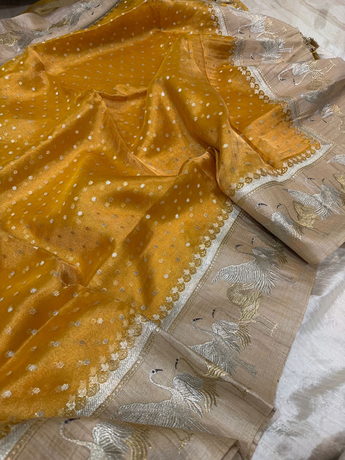 Banarasi Soft Tissue Silk Saree With Tussar Border