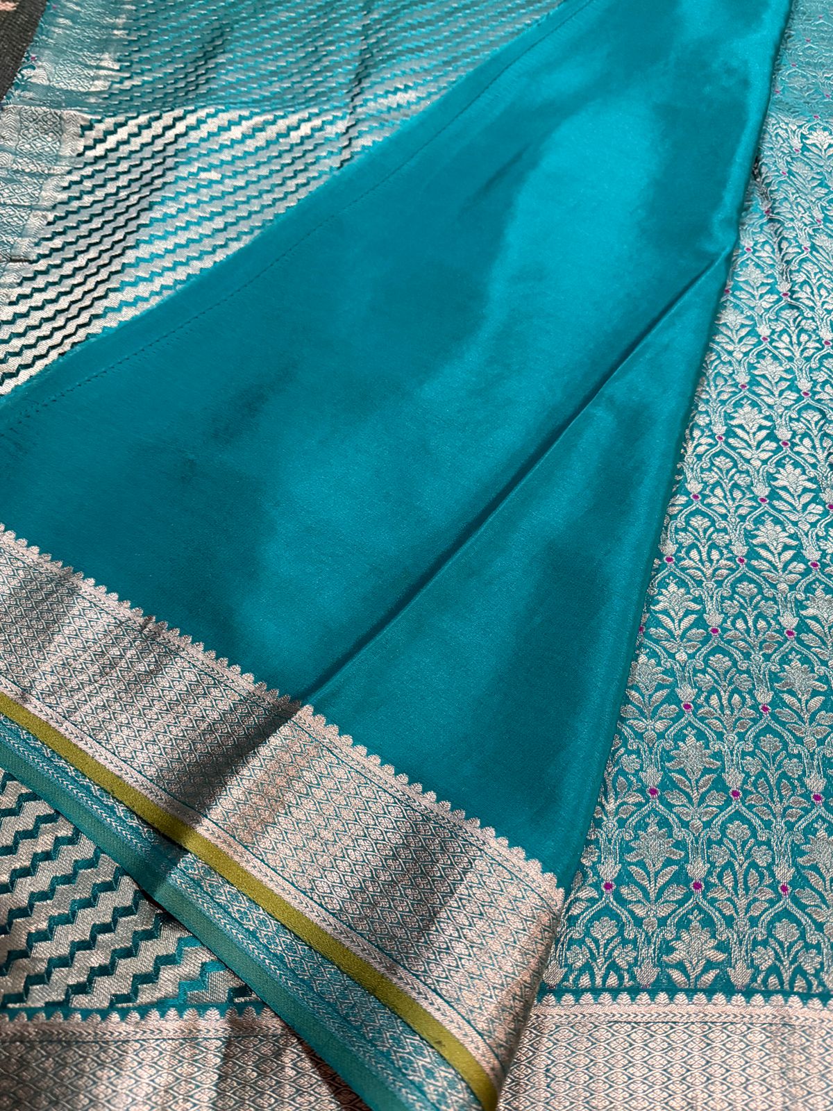 Pure Mysore Brocade Crepe Silk Saree With Meenakari Weave