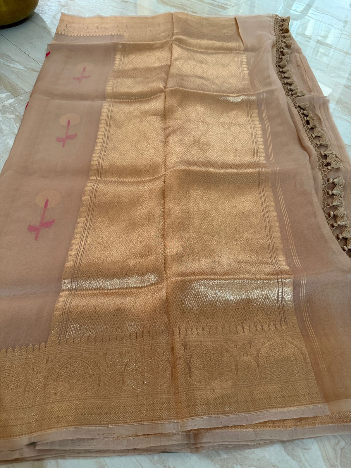 Pure Handloom Kora Banarasi Saree