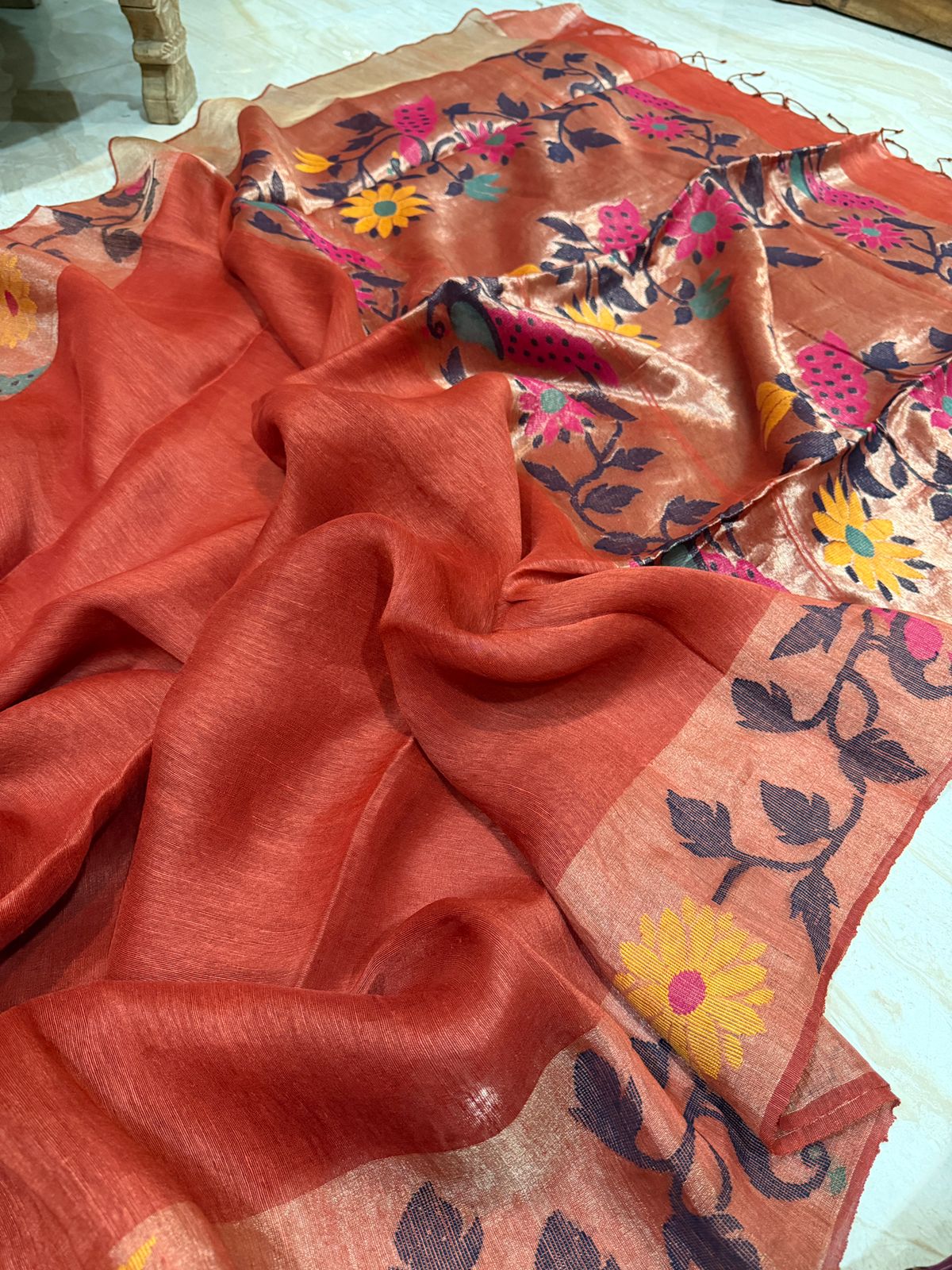 Pure Linen Silk Tissue Border and Pallu Saree With Paithani Weave