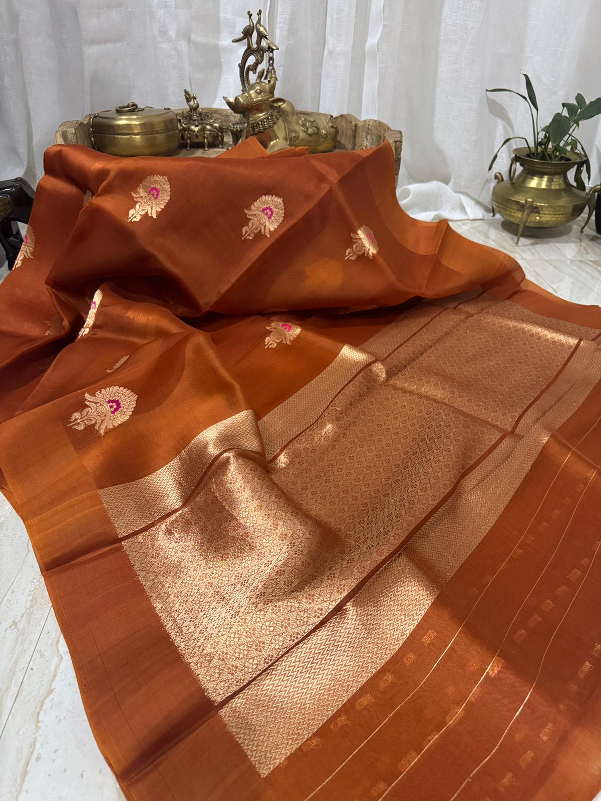 Pure Handloom Kora Banarasi Saree