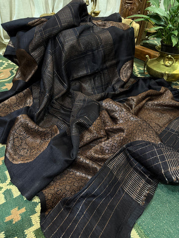 Pure Hamdloom Raw Silk Banarasi Saree