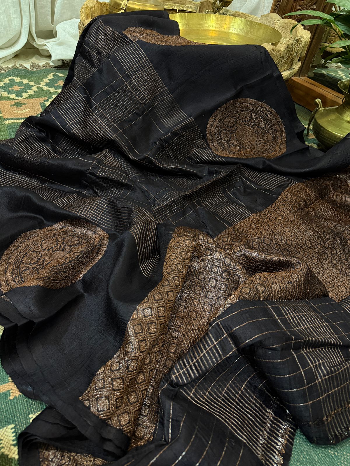 Pure Hamdloom Raw Silk Banarasi Saree