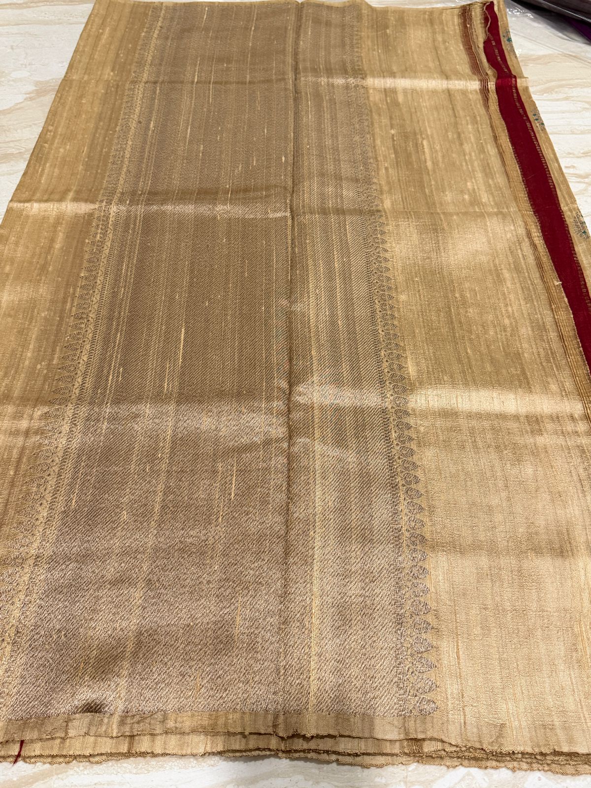 Pure Handloom Tussar Raw Silk Banarasi Saree With Meenakari Weave