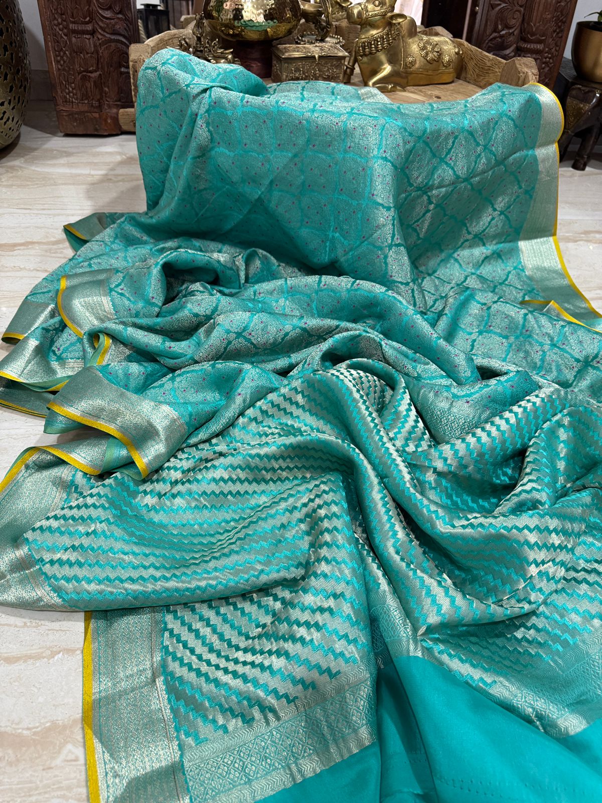 Pure Mysore Brocade Crepe Silk Saree With Meenakari Weave