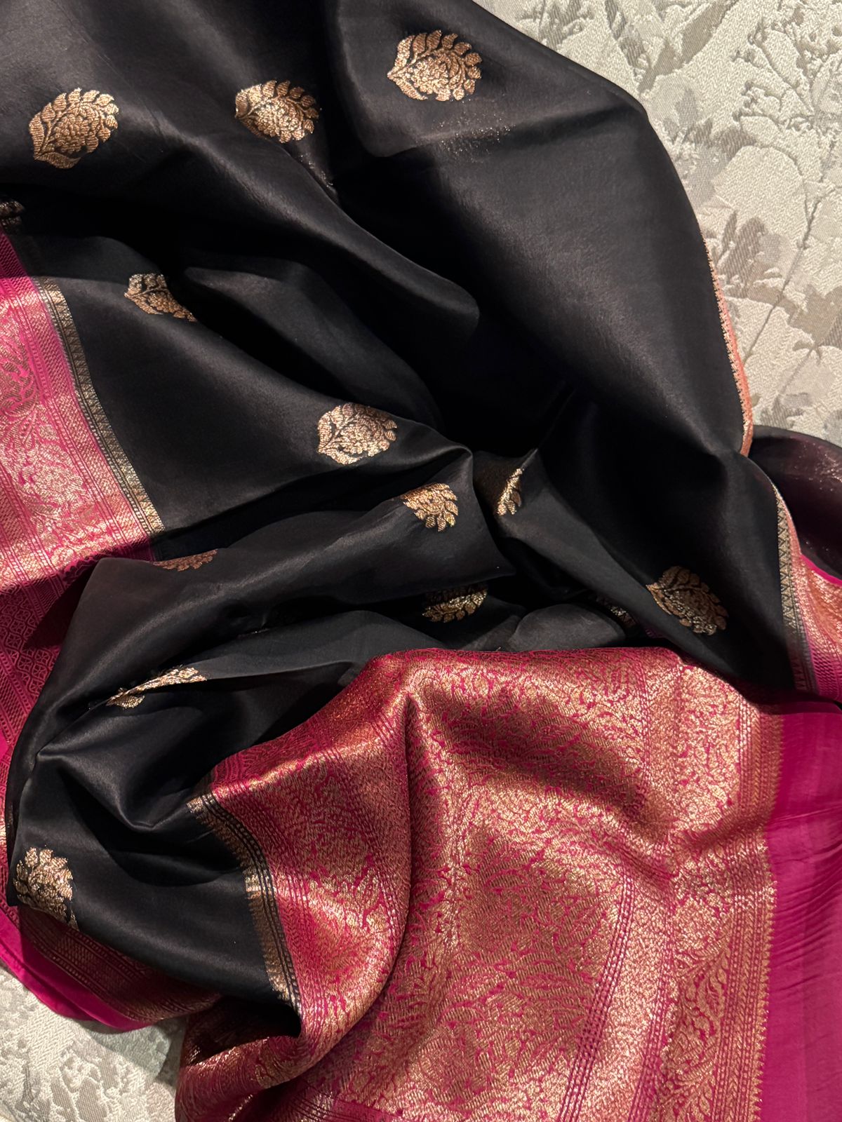 Pure Handloom Kora Banarasi Saree