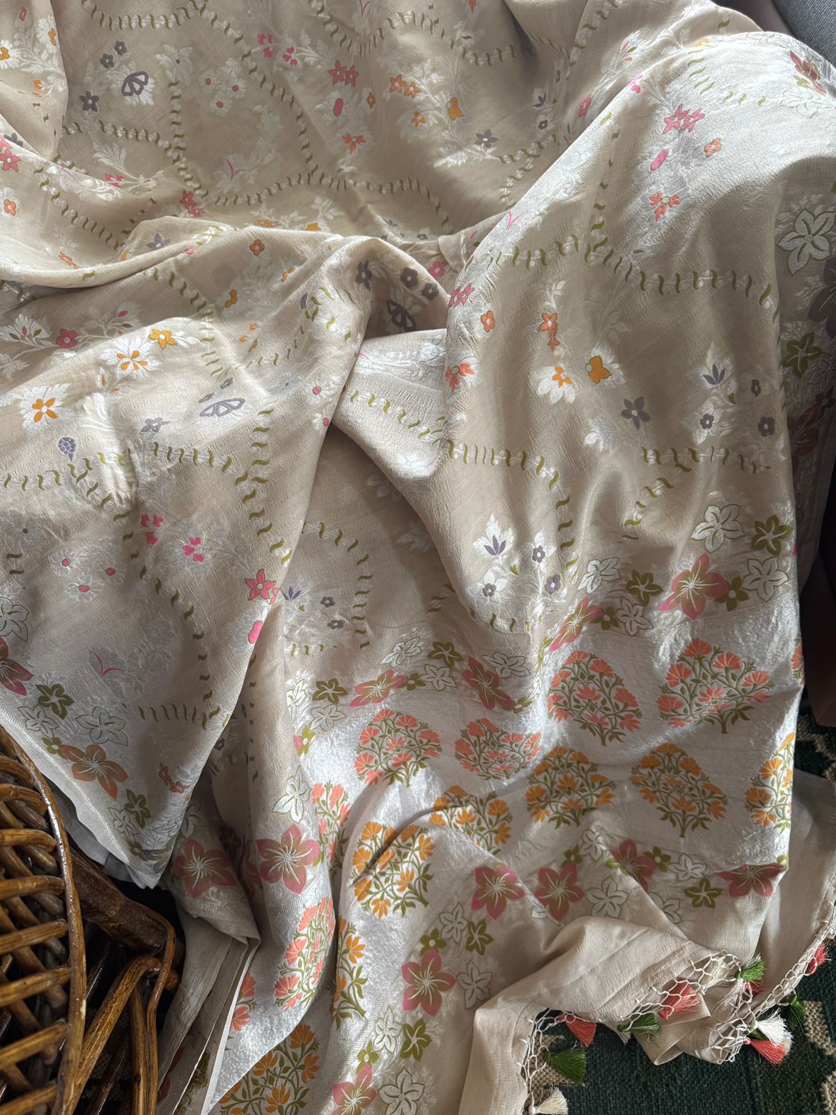 Pure Handloom Banarasi Tussar Georgette Saree