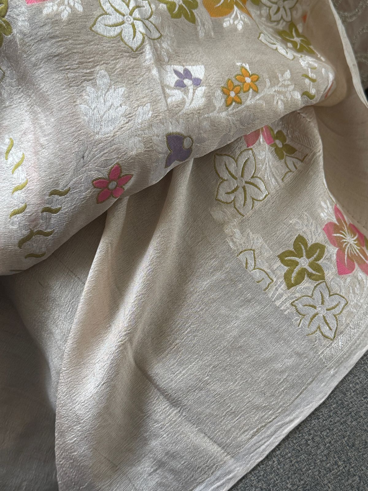Pure Handloom Banarasi Tussar Georgette Saree