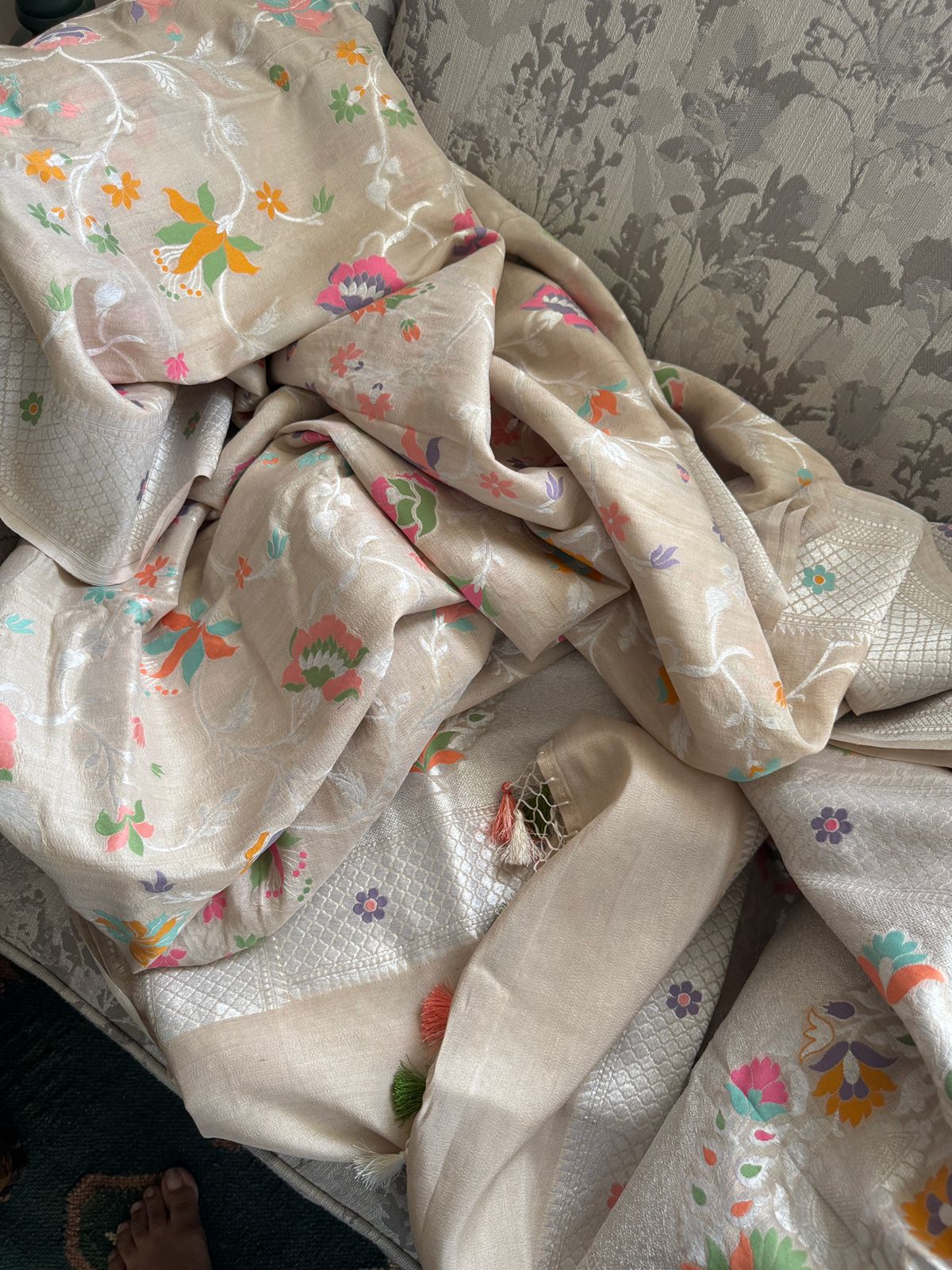 Pure Handloom Tussar Georgette Banarasi Saree