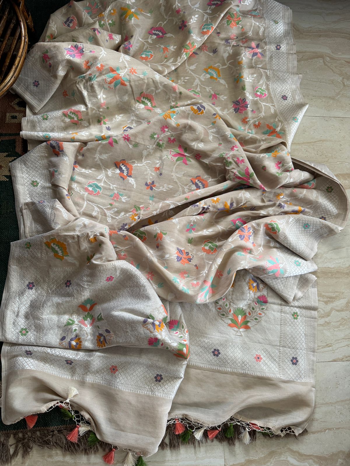 Pure Handloom Tussar Georgette Banarasi Saree