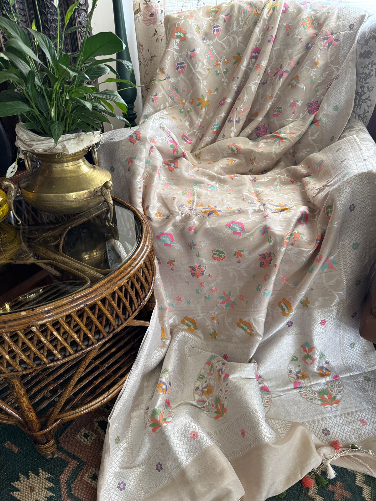 Pure Handloom Tussar Georgette Banarasi Saree