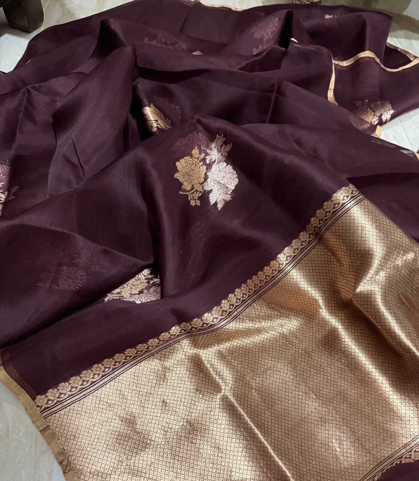 Pure Handloom Kora Banarasi Saree With Sona Rupa Zari