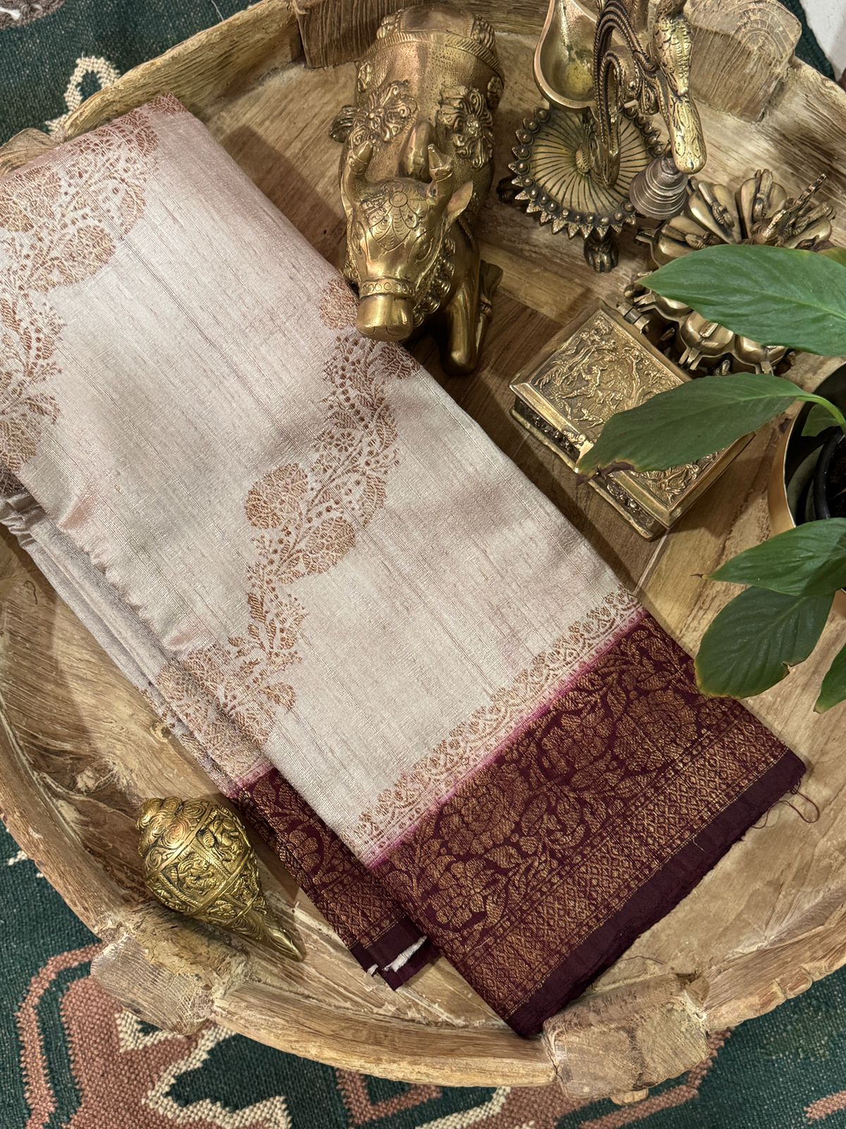 Pure Handloom Raw Silk Lehriya Weave Zari Saree