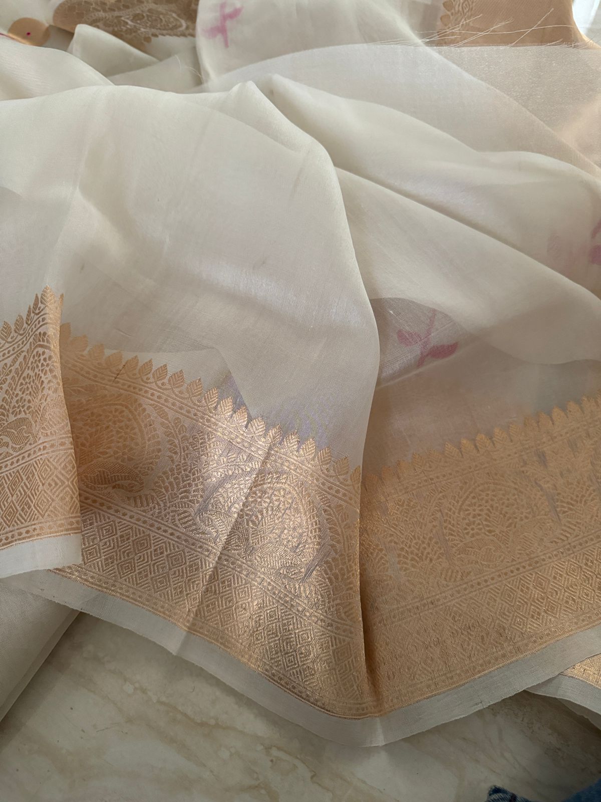 Pure Handloom Kora Banarasi Saree