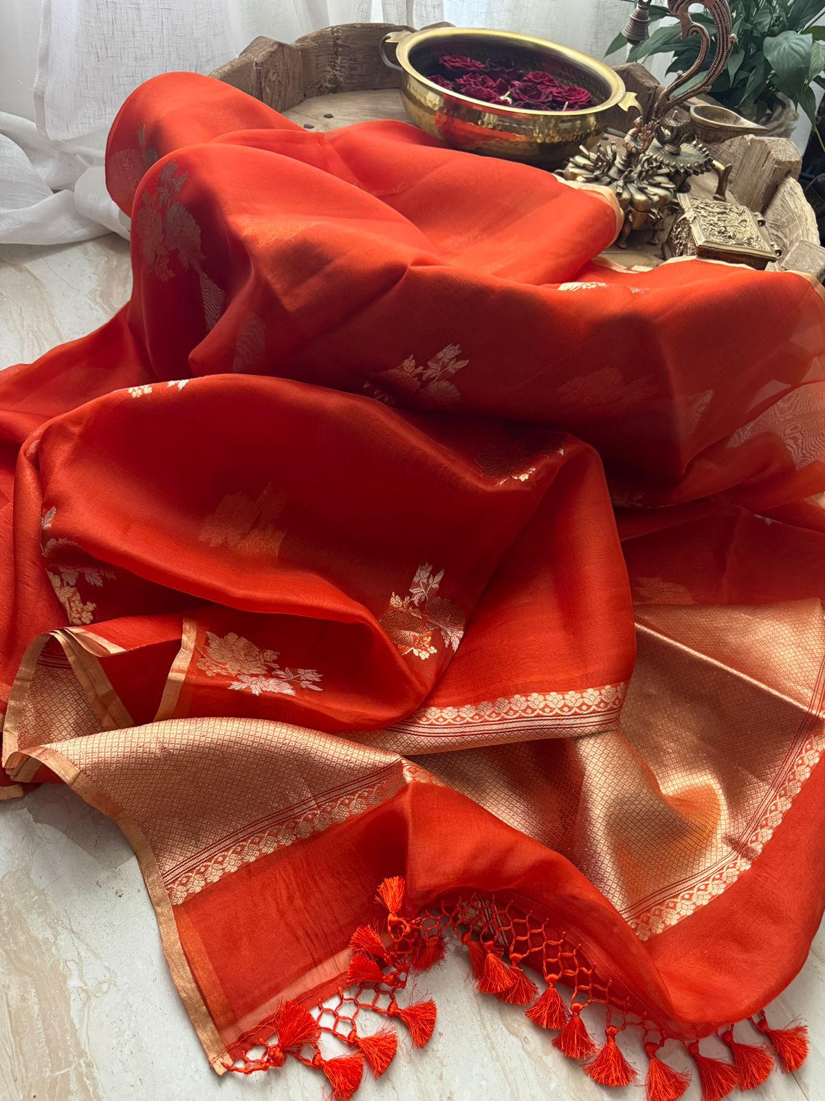 Pure Handloom Kora Banarasi Sona Rupa Zari Weave