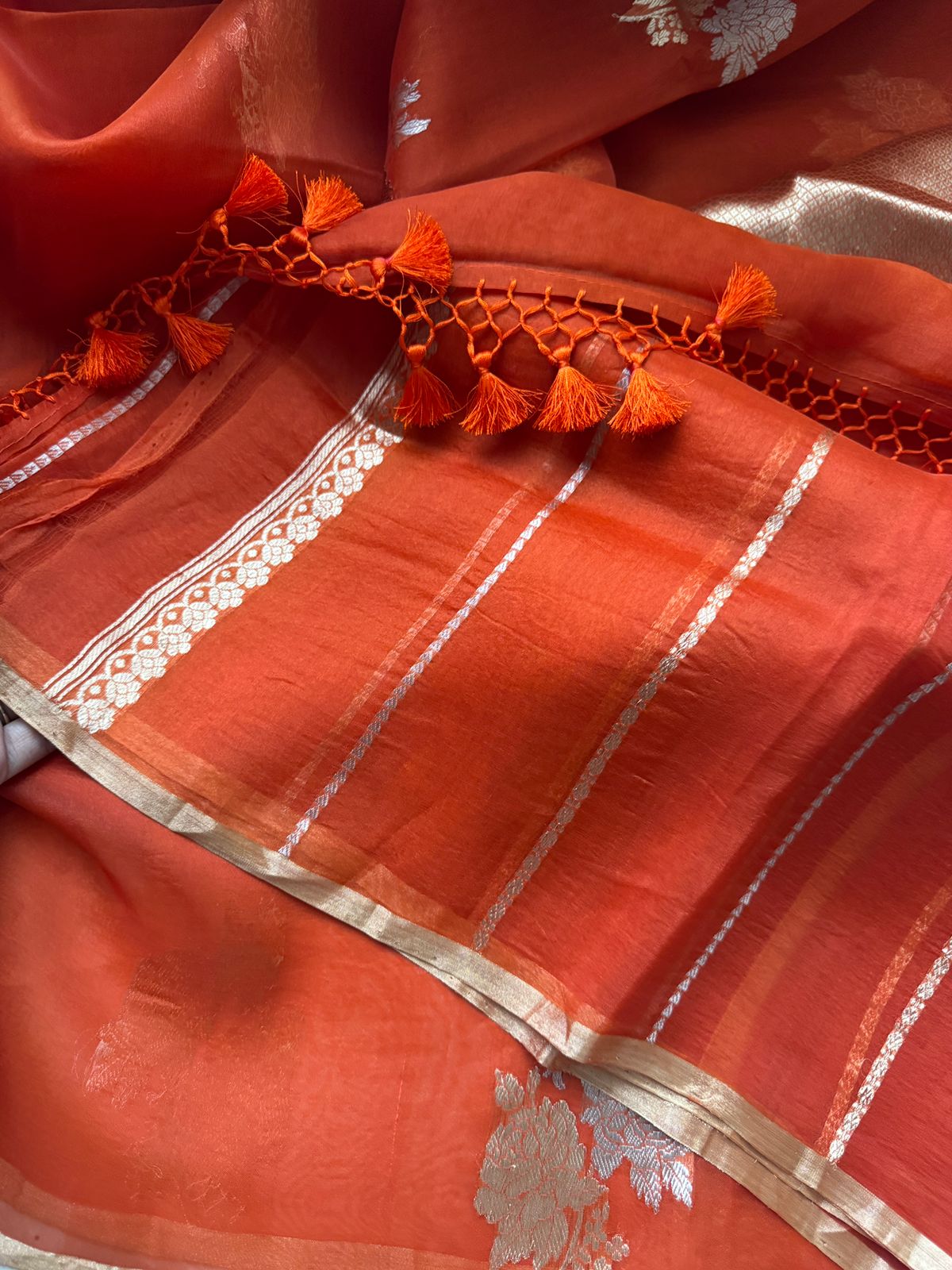 Pure Handloom Kora Banarasi Sona Rupa Zari Weave