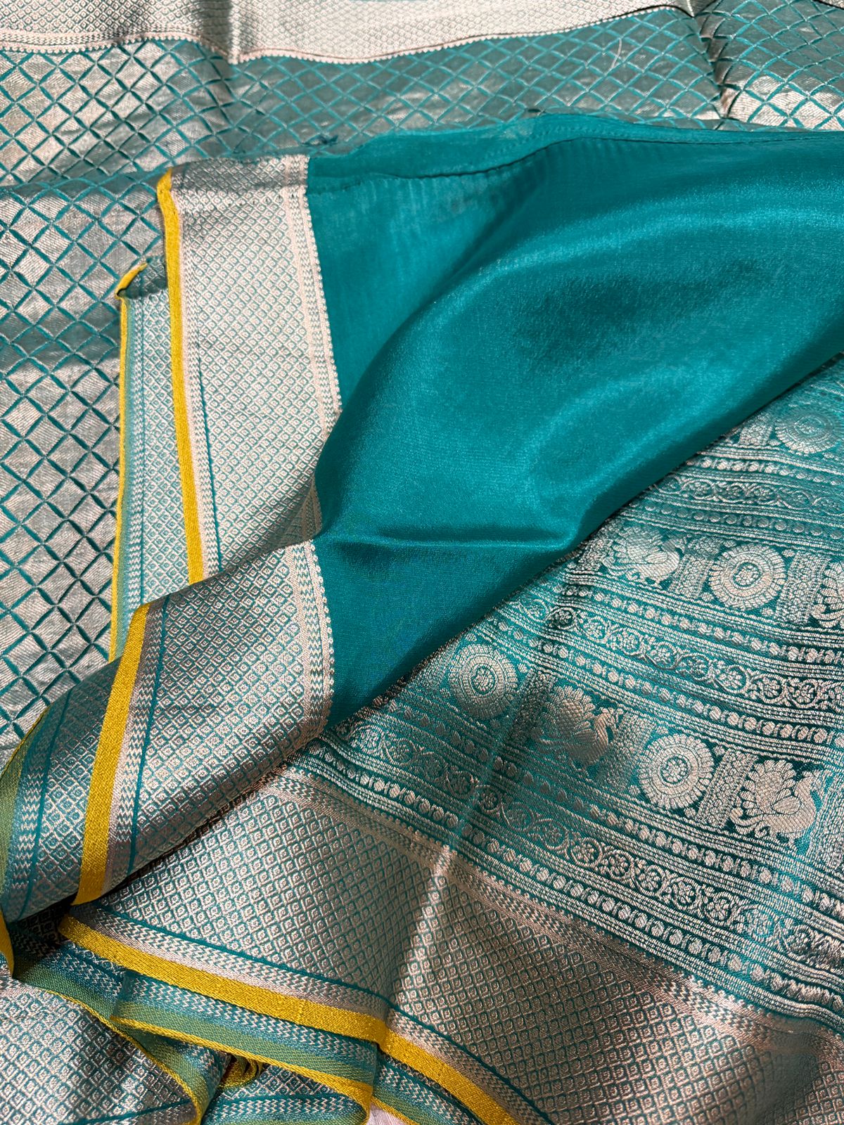 Pure Mysore Brocade Crepe Silk Saree With Platinum Zari Weave