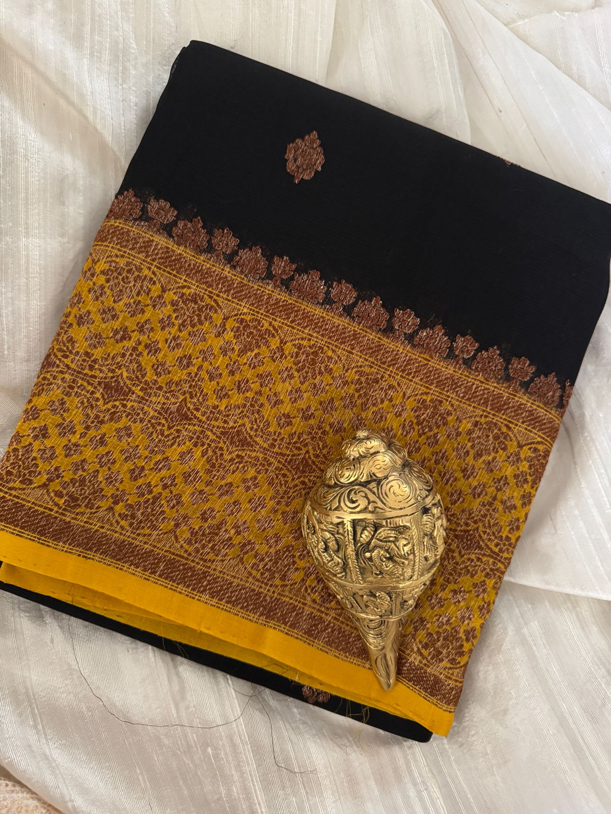 Pure Handloom Kora Banarasi Kaduwa Weave Zari