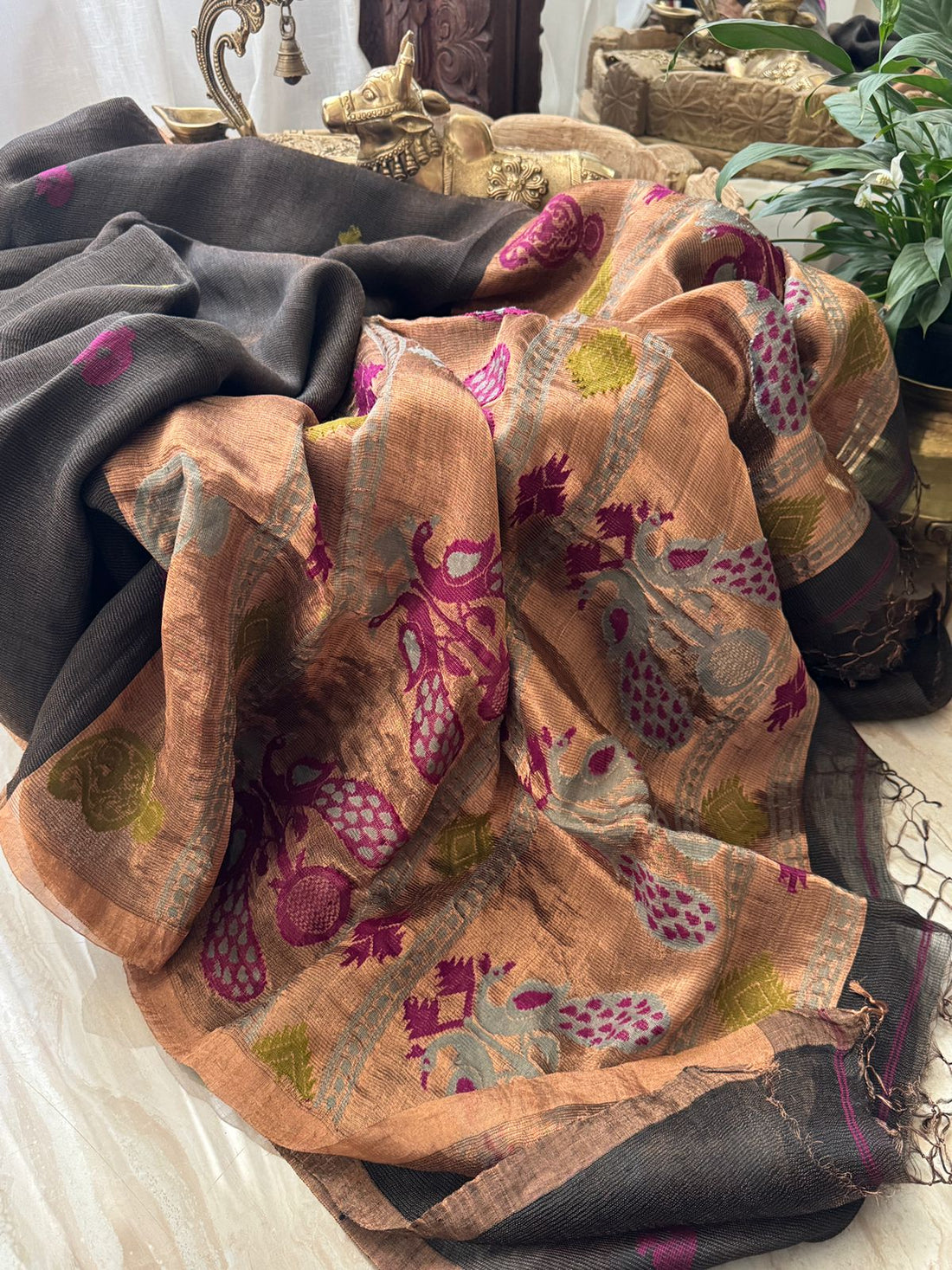 Pure Handloom Linen Tissue Silk Saree With Pathani Zari Weave Pallu