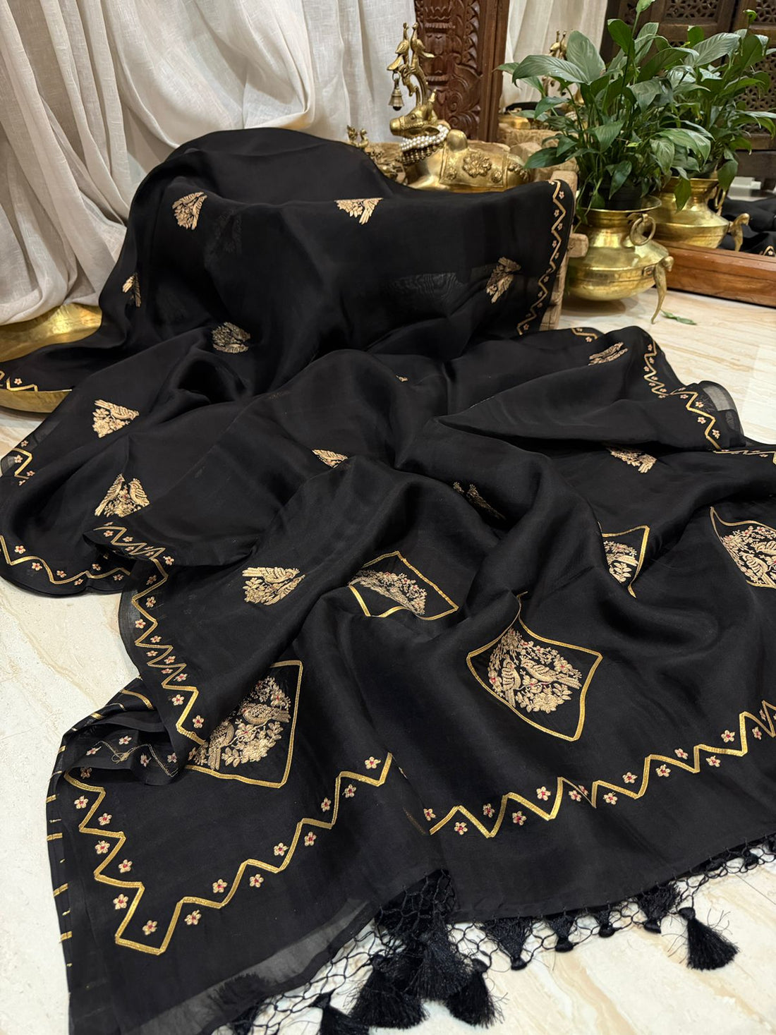 Pure Organza Silk Saree With Gotta Patti Work