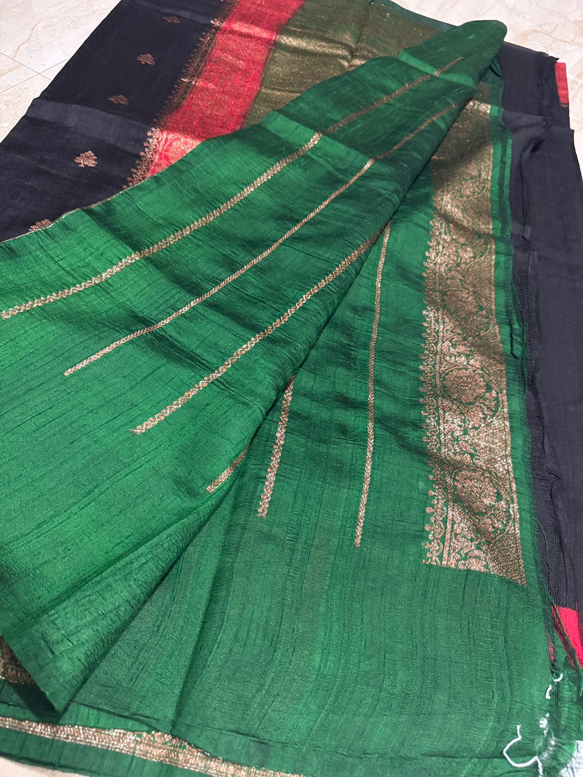 Pure Handloom Raw Silk Banarasi Saree