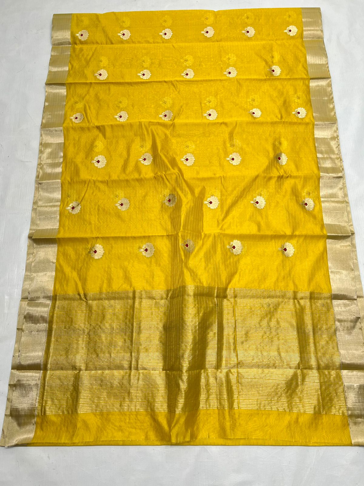 Exquisite Chanderi Pattu Soft Silk Saree