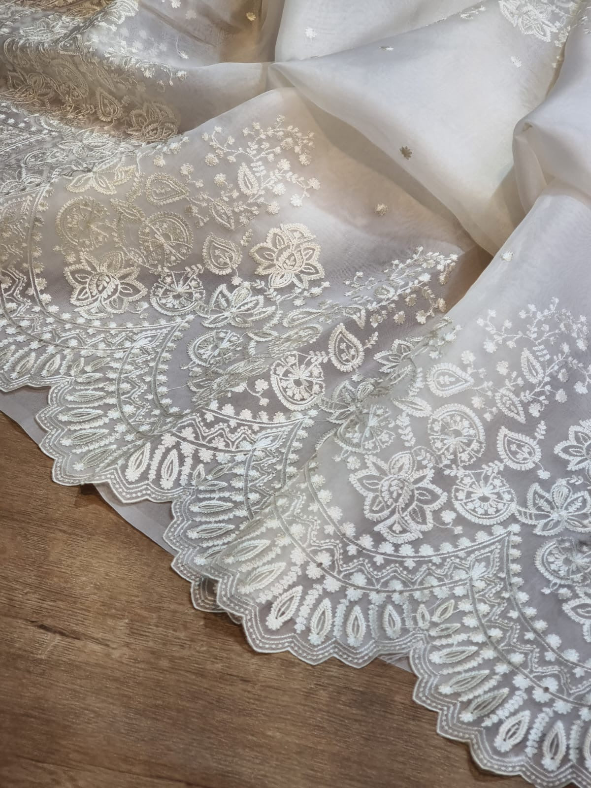 Pure Organza Silk Embroidery Torani Cutwork Scallop Border